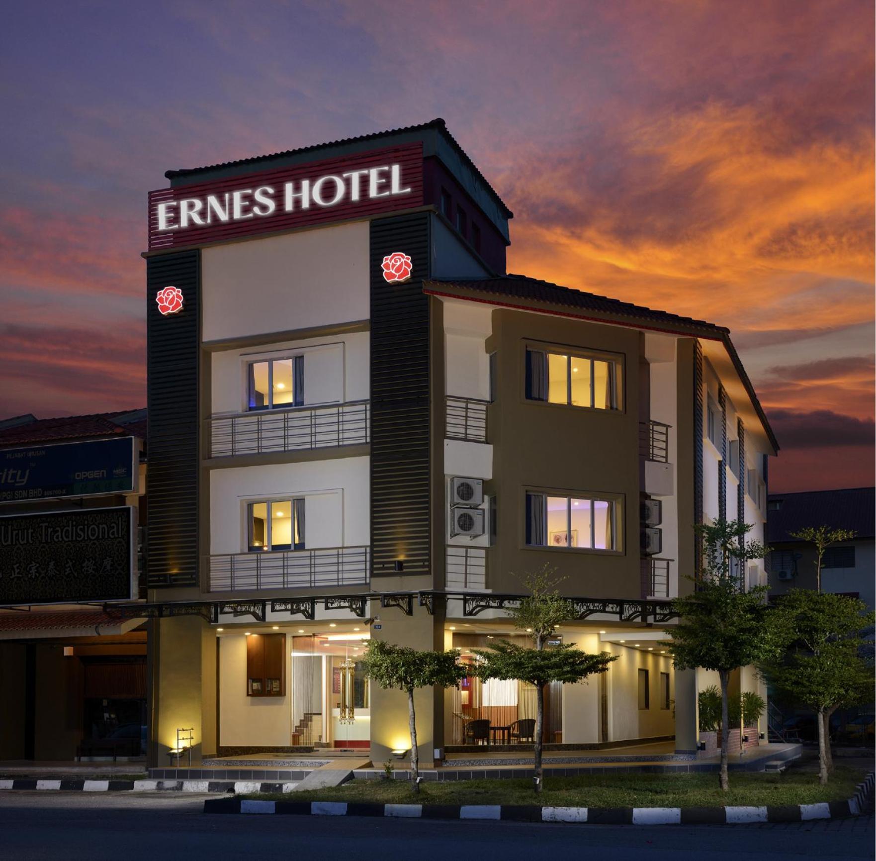 Ernes Hotel Bayu Mutiara Bukit Mertajam Exterior foto
